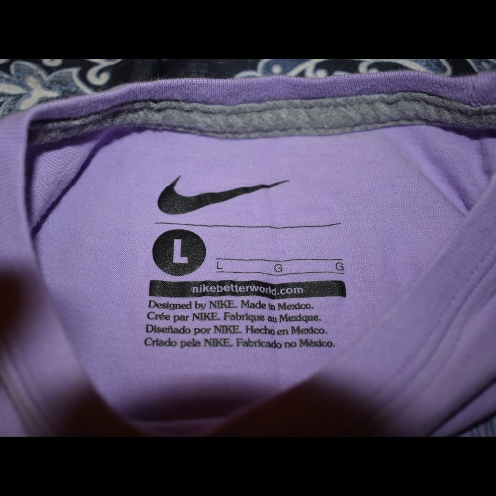 Nike Children’s short sleeve tee - Picture 3 of 3